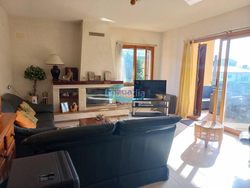 Foto f493cd98-654e-4376-af08-d8caccb8df90. Haus mit heizung parking pool in Bigues i Riells del Fai