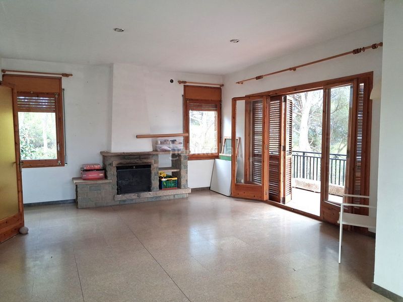 Foto 594e651f-77e5-410d-91fb-89abae857fba. Alquiler casa  en alquiler en urbanización, 7 dormitorios. en Bigues i Riells del Fai