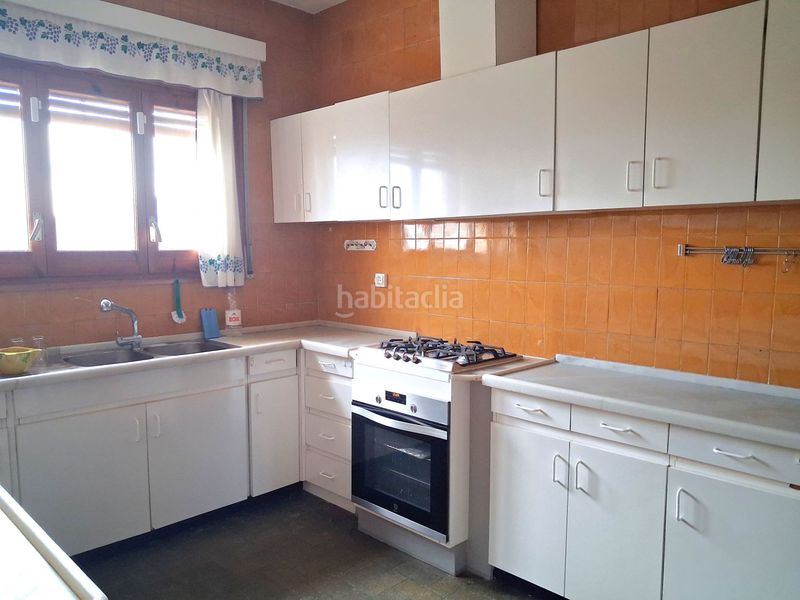 Foto 87d17913-4ca6-49d8-a6d0-4ca83804bcc9. Alquiler casa  en alquiler en urbanización, 7 dormitorios. en Bigues i Riells del Fai