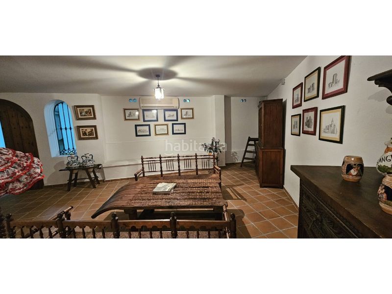 Foto a2b21773-e336-4492-95b2-cdcf130783f4. Local comercial a avenida palma mallorca 53 a El Bajondillo Torremolinos