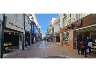 Lloguer Local Comercial a C. san miguel, 11 11. Se traspasa local comercial en calle san miguel de 160m2.