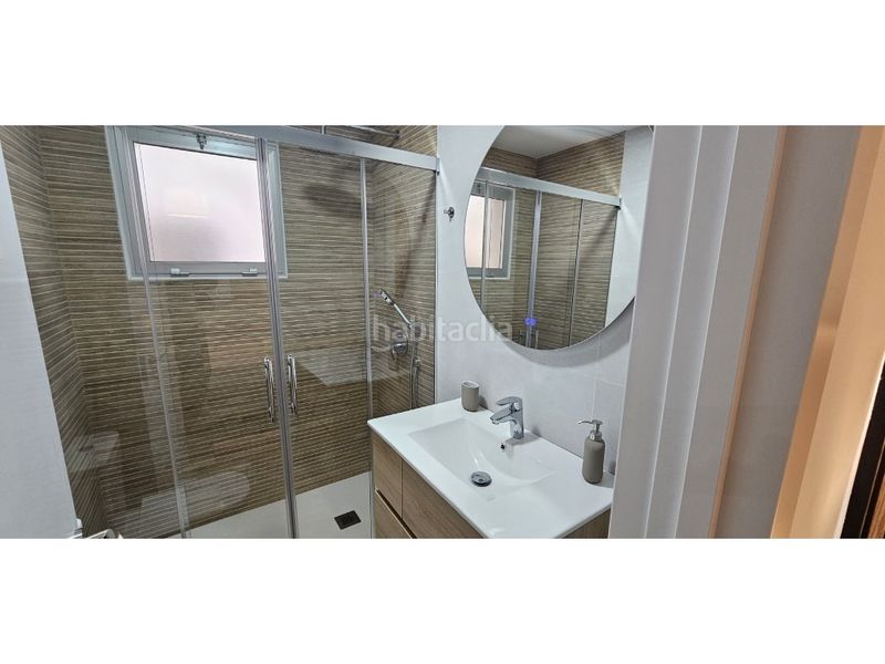 Foto 828b4a67-ea1f-4331-a839-7b9d5275a858. Lloguer pis a calle trinidad grund 21 a Ensanche Centro - Puerto Málaga