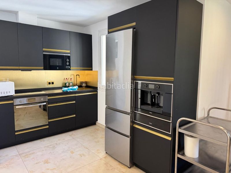 Foto cdb2940c-ef64-4777-baea-7f89750053ac. Affitto casa con parcheggio piscina in Los Álamos Torremolinos