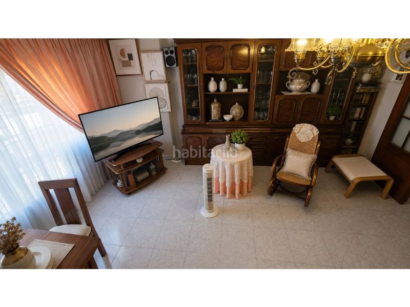 Foto f08ddbfa-5d6b-411e-96e2-11f1be8abdd1. Pis a calle segismundo moret 8 a Parque Victoria Eugenia Málaga