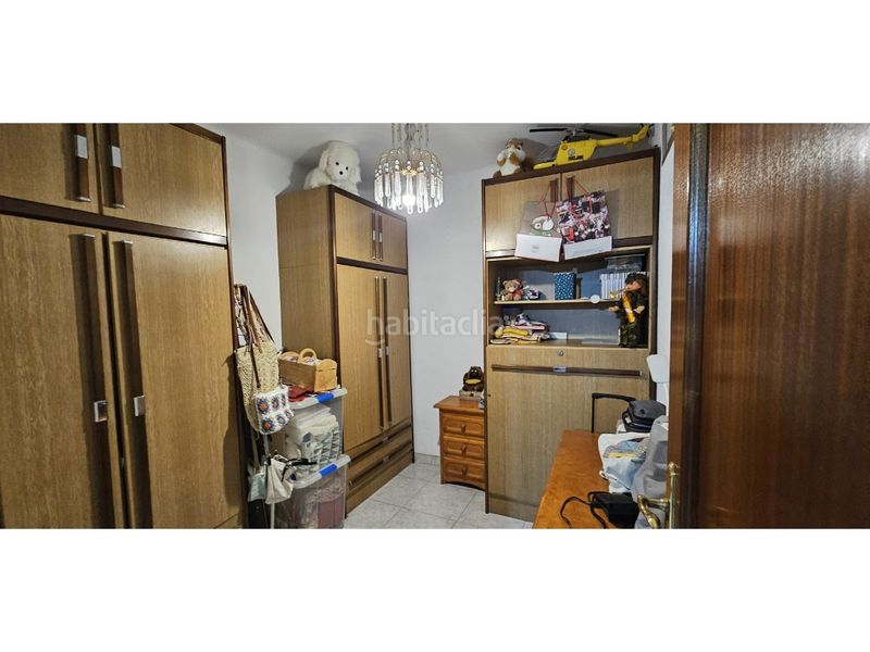 Foto f9ca19fe-d793-40ad-a97c-ff95c729c365. Pis a calle segismundo moret 8 a Parque Victoria Eugenia Málaga