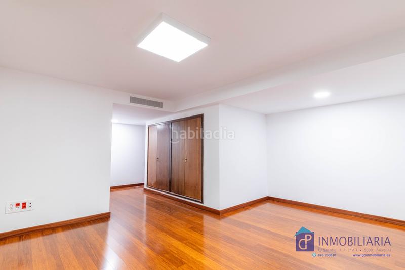 Foto 85e416e5-d42a-4ad8-928c-366a88e85e55. Alquiler oficina  en alquiler en residencial paraíso, – alta representatividad y muy buena ubicación. en Zaragoza