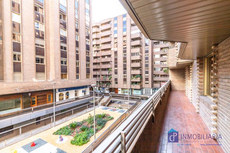 Foto dc646f2b-392c-4388-880f-4e3ba329961a. Alquiler oficina  en alquiler en residencial paraíso, – alta representatividad y muy buena ubicación. en Zaragoza