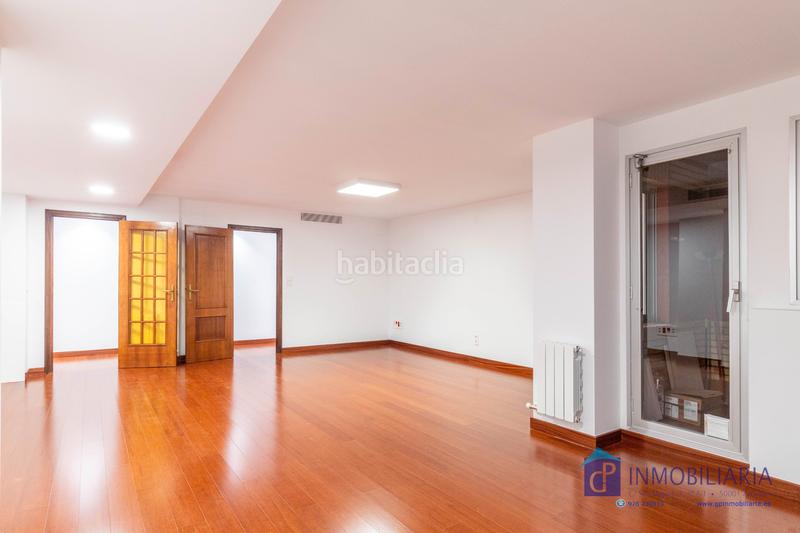 Foto de2d7f06-3f7d-4966-b6ea-79ba6fda10fa. Alquiler oficina  en alquiler en residencial paraíso, – alta representatividad y muy buena ubicación. en Zaragoza
