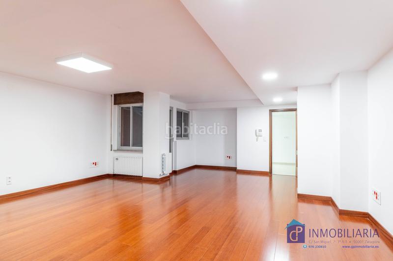 Foto e56eca3b-9748-4752-a9ff-30af1eae853c. Alquiler oficina  en alquiler en residencial paraíso, – alta representatividad y muy buena ubicación. en Zaragoza