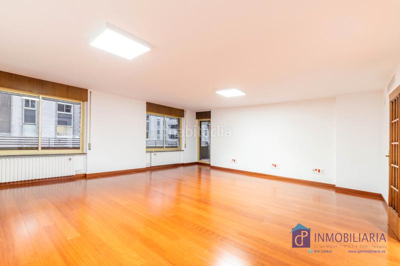 Foto f6975a8b-5777-4c52-ac1e-ae387e192188. Alquiler oficina  en alquiler en residencial paraíso, – alta representatividad y muy buena ubicación. en Zaragoza