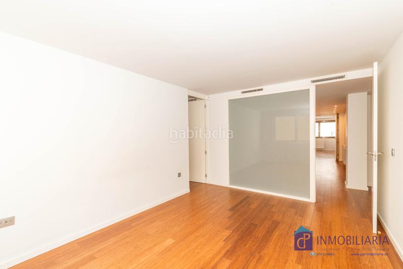 Foto f3c18486-20af-4f7e-b886-6ca58a563947. Appartamento in calle de prudencio 27 in Alfonso Zaragoza