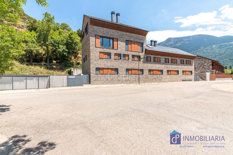 Foto 5e4a8a7b-66d2-4d91-a079-8a25a67946f8. Casa a schiera in calle peguera 2 in Benasque