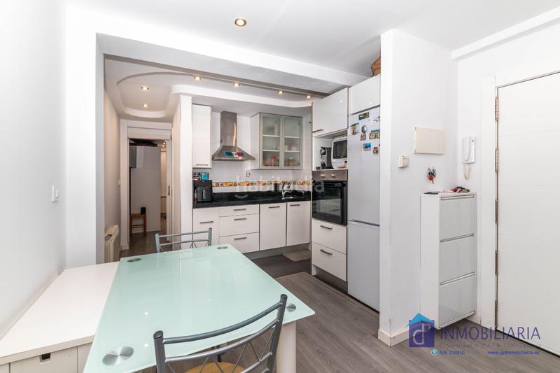 Foto ae1856ee-ef44-4ea8-9c67-cedb8ac10146. Piso oportunidad para inversores : piso reformado con inquilino solvente y contrato en vigor hasta octubre de 2028 en Zaragoza