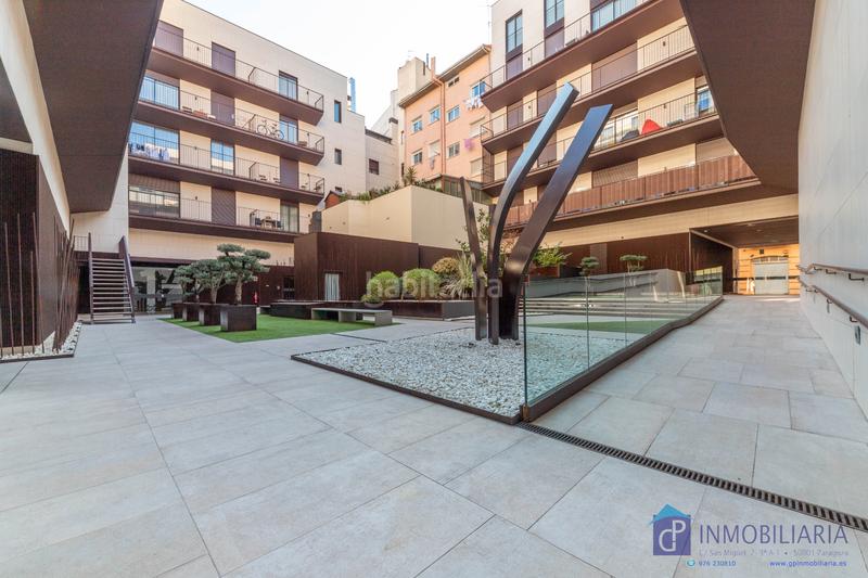 Foto b952a98c-d4eb-4e6e-9043-05dd81239a39. Alquiler piso exclusiva vivienda en alquiler, plaza del pilar con una plaza de garaje incluida. en Zaragoza