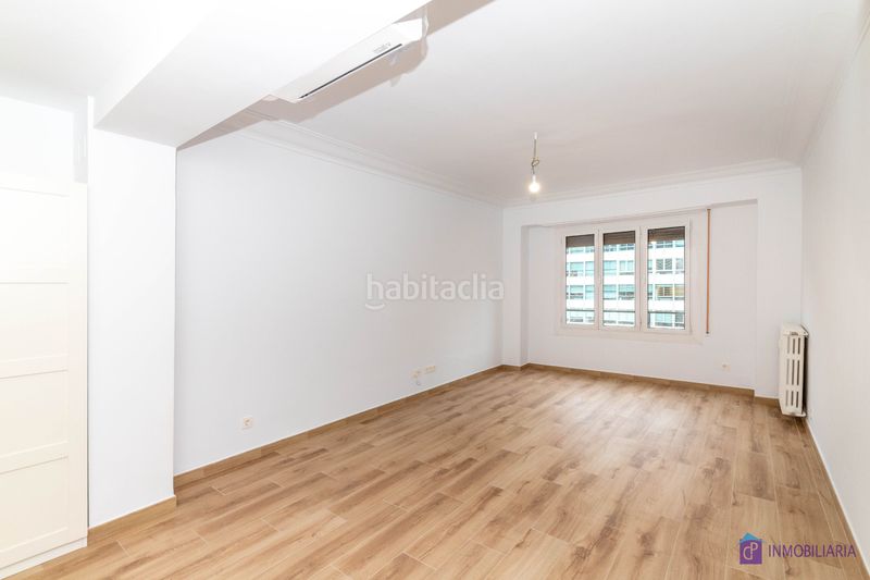 Foto deb5f3ff-08e4-4efb-861e-dd773d8cd4ac. Lloguer pis amb calefacció a Paseo Independencia Zaragoza