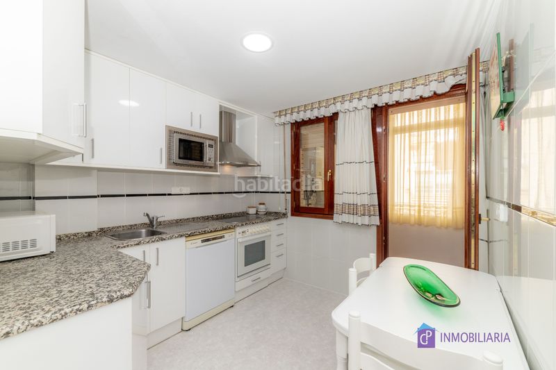 Foto 29c55341-9174-4bfc-b976-bdd010006e57. Pis amb calefacció a Salvador Allende Zaragoza