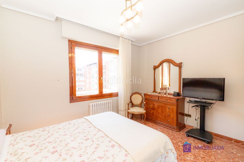 Foto 975abfbe-d0f4-4502-a70c-e36c19c6fbc7. Pis amb calefacció a Salvador Allende Zaragoza