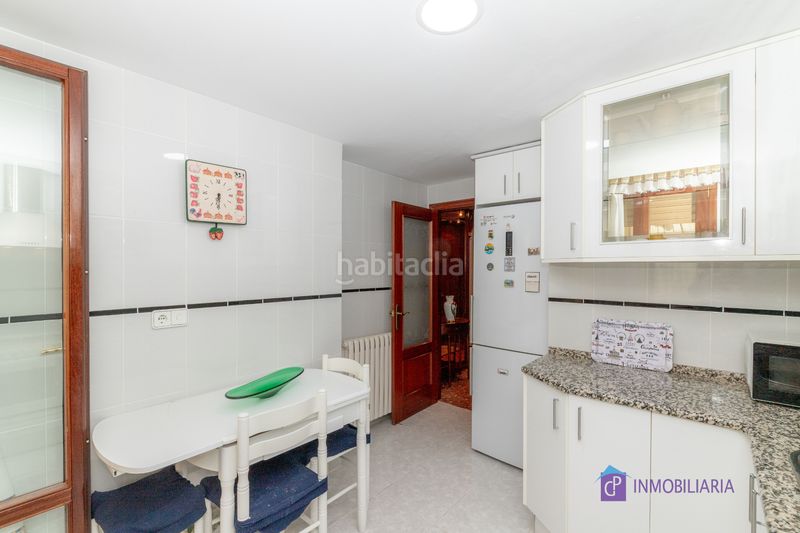 Foto ca68ab4f-d7ee-4fb3-9162-cad8e8cf5ad5. Pis amb calefacció a Salvador Allende Zaragoza
