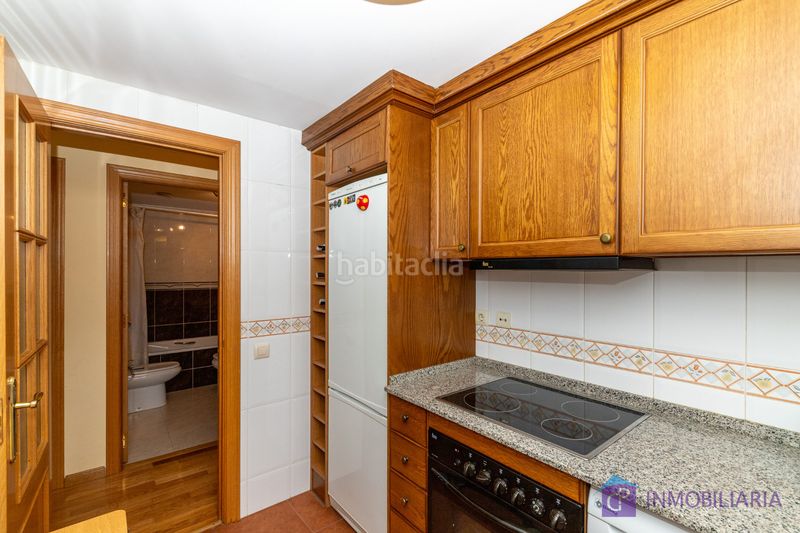 Foto 580deab8-0a7b-4f4b-8c8b-3bd2ecf73600. Flat with fireplace heating in Benasque