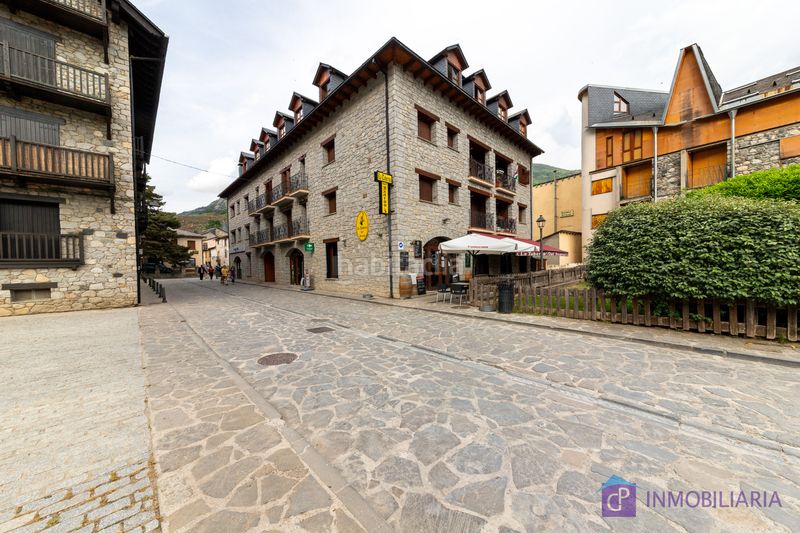 Foto 64a35895-2754-41f6-9cdb-be6399df7c40. Flat with fireplace heating in Benasque