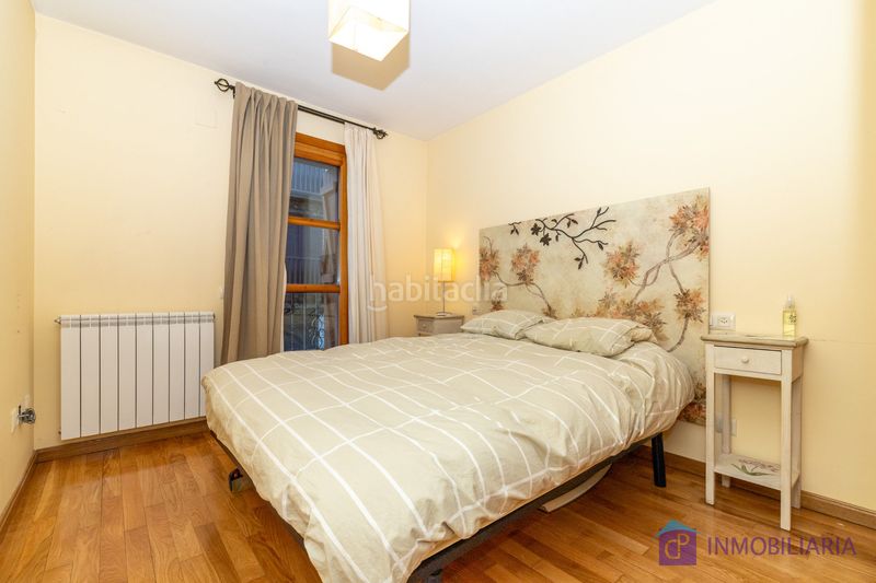 Foto 65eb782f-faab-4a7c-8d1d-d98aa4f2d537. Flat with fireplace heating in Benasque