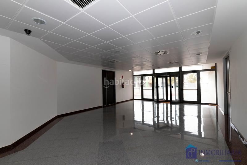 Foto c1ab87bf-ece6-443e-b647-ee796edd5ceb. Aparcament cotxe a Garrapinillos Zaragoza