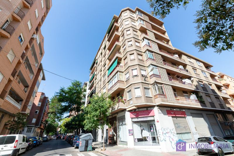 Foto fe3f85c1-4480-415b-b14a-edb8c01d4540. Pis amb calefacció a Las Delicias Zaragoza