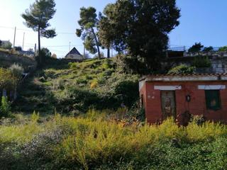 Residential Plot in Vallirana. Terreno a la venta de 980 m2 en vallirana, acceso a dos calles c