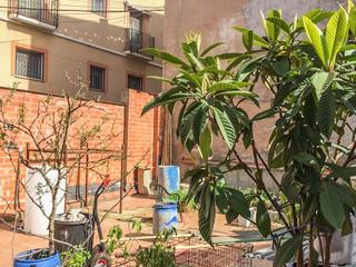 Terreny residencial a Casc Antic. Terreno urbano en ripollet con parking