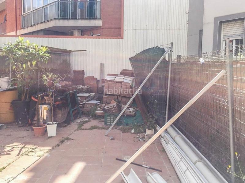 Foto b7c1f934-48e3-4f92-bc29-c131fb8b93f8. Terreny residencial a Casc Antic Ripollet
