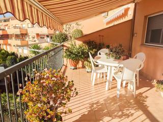 Maison jumelée à Olesa de Montserrat. Casa adosada en venta en los closos con vistas privilegiadas.