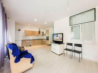 Local Comercial a Piera. Propiedad a la venta en zona bóbiles de piera