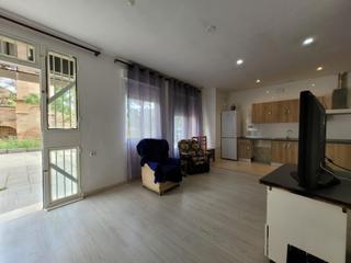 Local Comercial a Piera. Propiedad a la venta en zona bóbiles de piera
