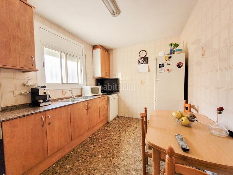 Foto a97b6ca8-6c4e-4a1e-9204-2d562f05a085. Maison avec chauffage parking dans Nucli Urbà Esparreguera