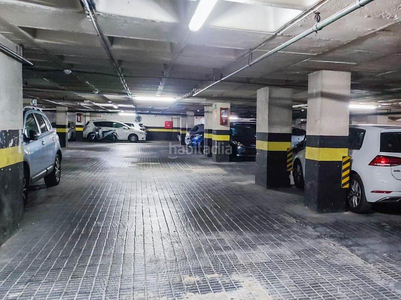Foto 98346f02-873c-41a1-905b-ca68e873da32. Alquiler parking coche alquiler en comte durgell de plaza de parquing en Barcelona