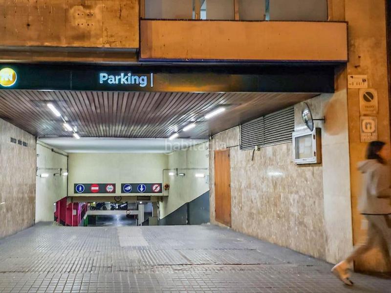 Foto b5afcbe5-0927-4d8e-a1dd-e26ab072c764. Location parking voiture dans L´Antiga Esquerra de l´Eixample Barcelona