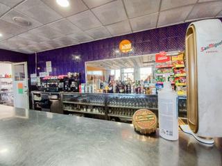 Edifici a Móra la Nova. Oportunidad!!! hotel de dos estrellas a la venta en mora la nova