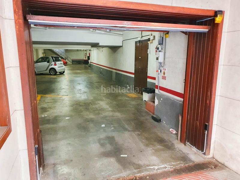 Foto f6e9ad62-26a6-4efe-90ef-64b8656d576e. Parking coche parking en venta en calle bertran en Barcelona