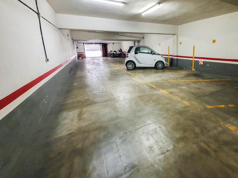 Foto d5ac5025-92a5-410e-8d7c-f55603e6d6b7. Miete autoparkplatz in Putget - Farró Barcelona