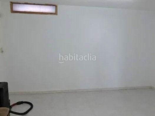 Foto 30aff158-25af-409e-bb1c-f9783c5466e2. Local comercial a Can Palet Terrassa