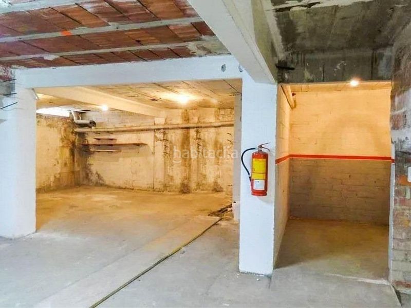 Foto 4f4c3fed-95f1-48b0-bf94-e26c3cdb113e. Local comercial a Can Palet Terrassa