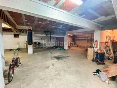 Foto 96b2bc15-0819-43aa-a647-29aa1314df0d. Local comercial a Can Palet Terrassa