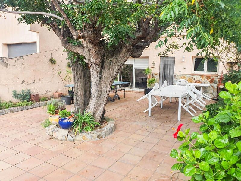 Foto af1155c1-8269-4591-9a13-1c6336885ef2. Casa amb calefacció aparcament a Papiol (El)