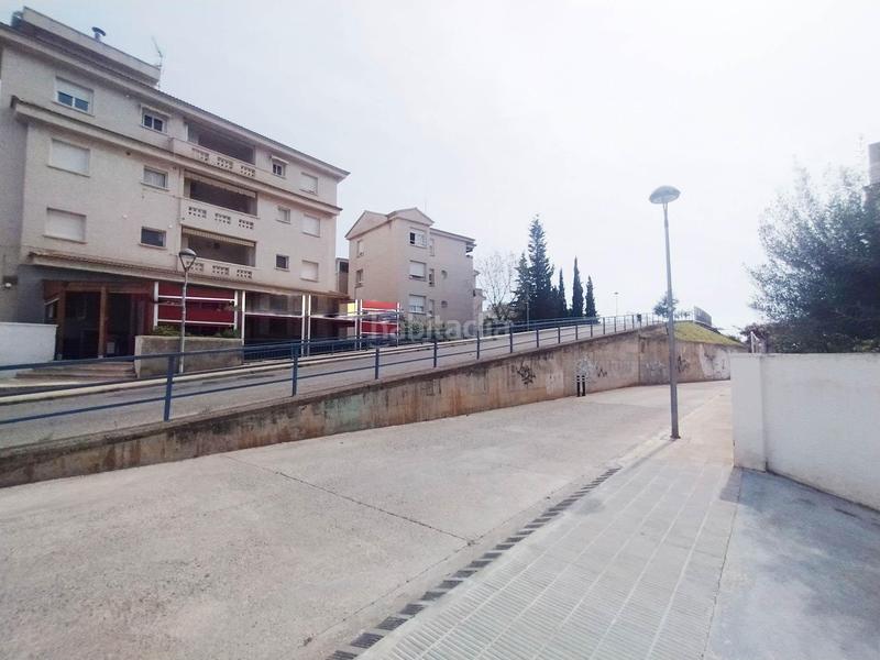 Foto a050324f-af01-4155-a587-c9b222fc5386. Aparcament cotxe a Nucli Antic Cunit
