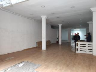 Lloguer Local Comercial a Creu de Barberà. Local en alquiler en creu de barbera  sabadell barcelona