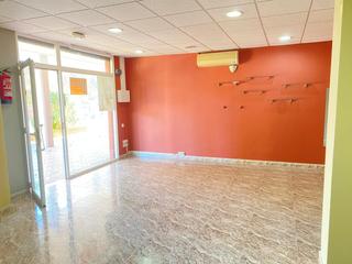 Rent Business premise in Martorell. Local comercial en alquiler en la zona de camí fondo en martorel