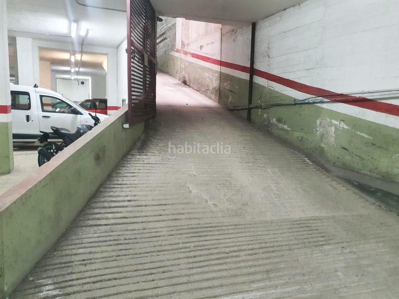 Foto 9b0d84b0-d8ac-4f68-b089-3ad97ed92aa8. Aparcament cotxe a El Parc i la Llacuna del Poblenou Barcelona