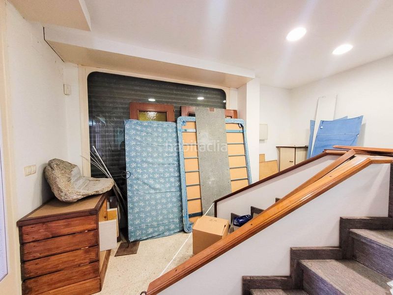Foto b38fd00f-4c61-42bf-8de7-c91fbafeaac2. Local comercial a Martorell