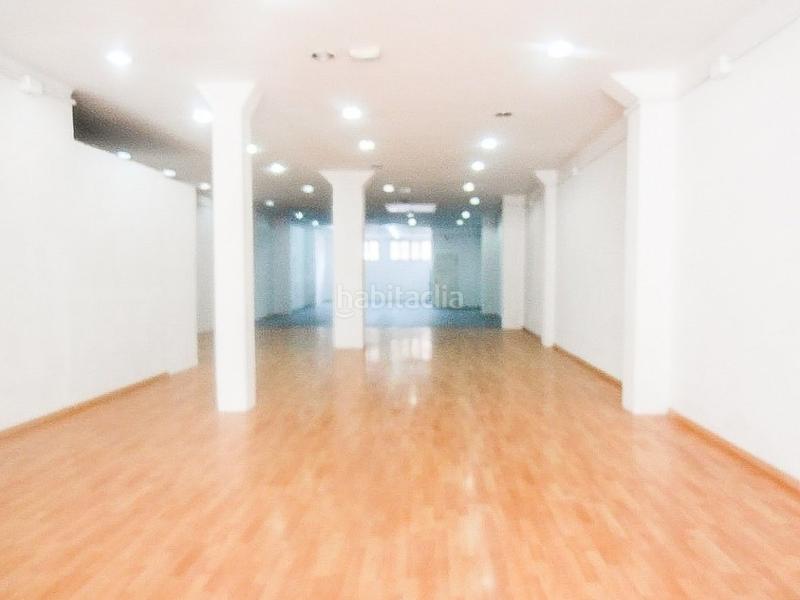 Foto c20e8ba5-c62c-4d49-8496-f6b82c26dbe4. Affitto locale commerciale in Eixample Sabadell