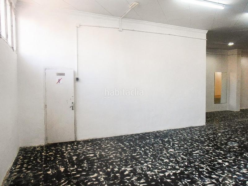 Foto cdca796b-c070-4942-b7b6-9c924cacfa2e. Affitto locale commerciale in Eixample Sabadell